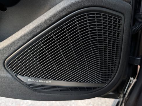 Used 2018 Audi A4 2.0T Ultra Premium Plus w/ Premium Plus Package FWD image 26