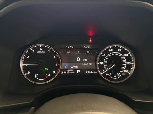 Used 2022 Mitsubishi Outlander SE image 14