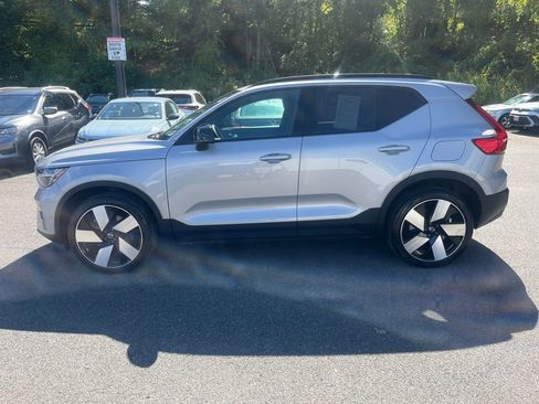 Used 2023 Volvo XC40 Recharge Ultimate AWD/4WD image 4