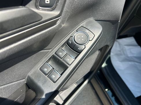 Used 2025 Ford Escape Active AWD/4WD image 12