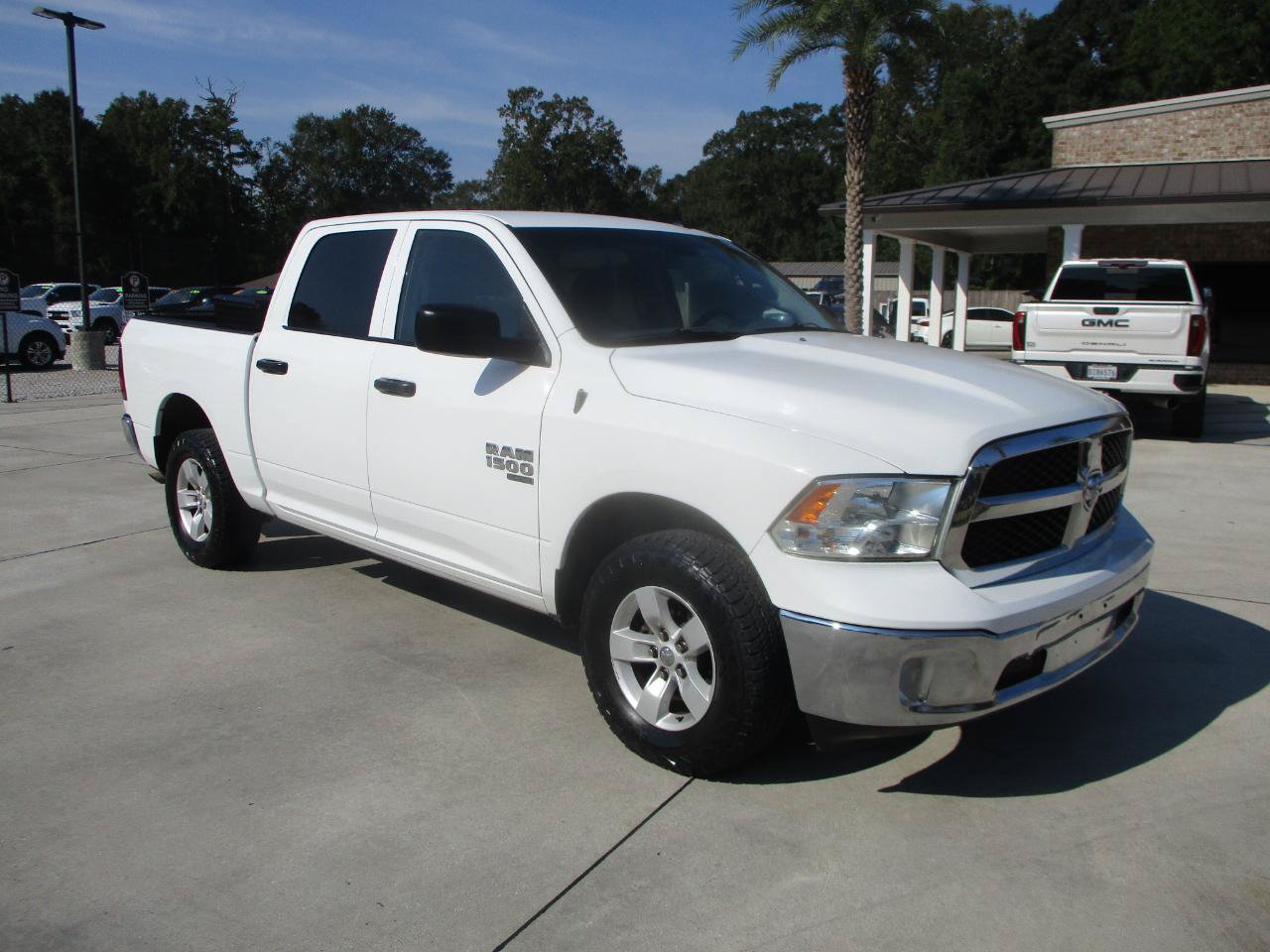 Used 2020 RAM 1500 Tradesman w/ Tradesman SXT Package AWD/4WD image 4
