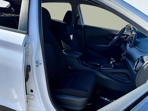 Used 2023 Hyundai Kona SEL w/ Cargo Package image 7