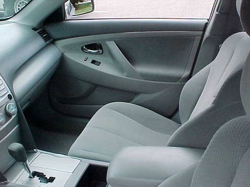 Used 2009 Toyota Camry FWD image 21