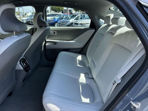 Used 2025 Hyundai Ioniq 6 SEL image 29
