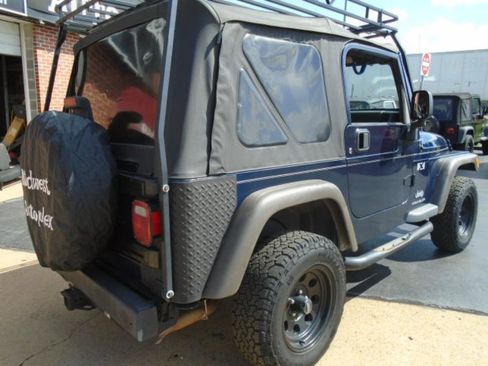 Used 2006 Jeep Wrangler 4WD X image 3