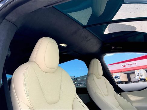 Used 2022 Tesla Model X Plaid AWD/4WD image 30