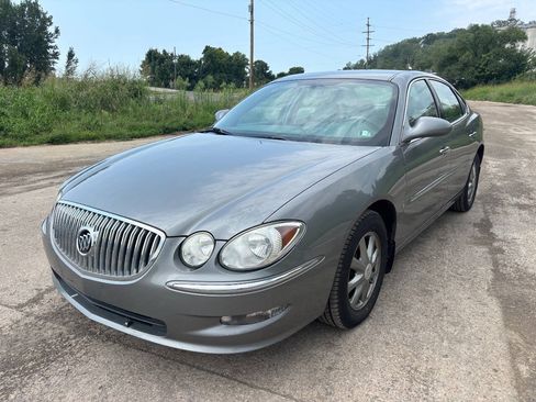 Used 2008 Buick LaCrosse CXL w/ Driver Confidence Package FWD image 2