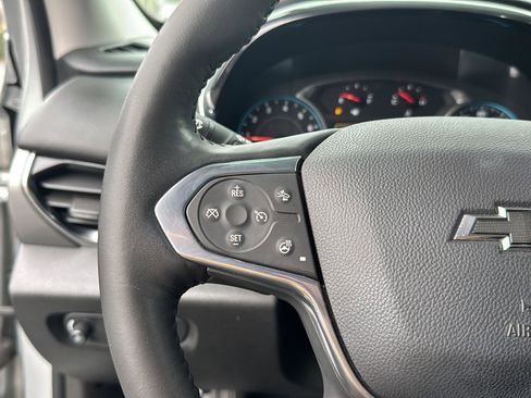 Used 2021 Chevrolet Traverse RS image 17