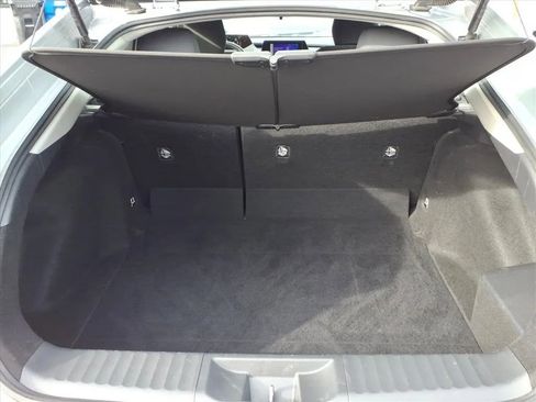 Used 2024 Toyota Prius LE image 19