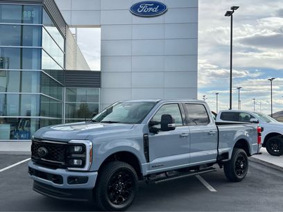 New 2026 Ford F250 Lariat w/ Black Appearance Package