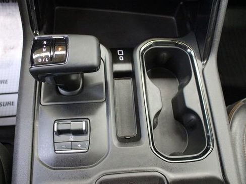 Used 2024 GMC Sierra 1500 AT4 w/ Technology Package AWD/4WD image 28
