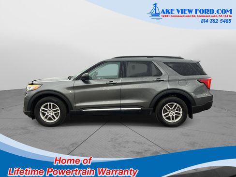 Used 2025 Ford Explorer Active AWD/4WD image 13