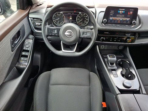 Used 2023 Nissan Rogue S AWD/4WD image 11