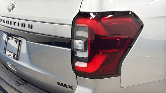 Used 2024 Ford Expedition Max Limited AWD/4WD image 35