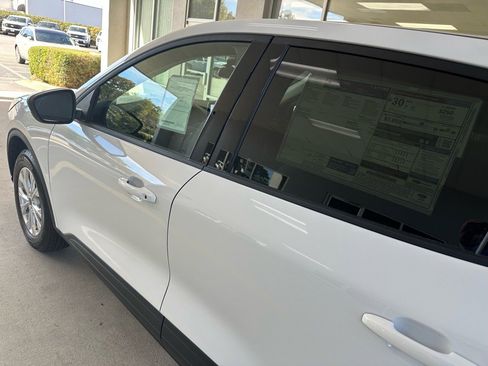 New 2026 Ford Escape Active image 12
