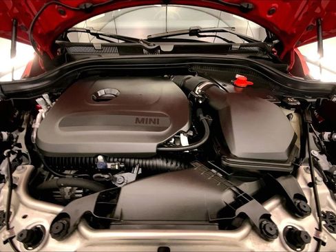 Certified 2025 MINI Cooper S image 9