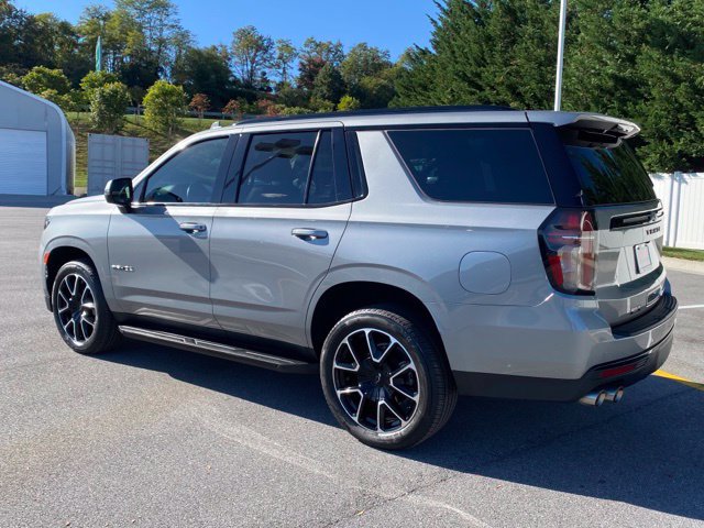 Used 2023 Chevrolet Tahoe RST w/ Sport Performance Package AWD/4WD image 3