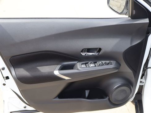 Used 2023 Nissan Kicks SV w/ Exterior Package FWD image 19