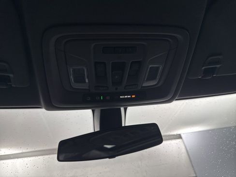 Used 2020 Chevrolet Silverado 1500 LT Trail Boss image 23