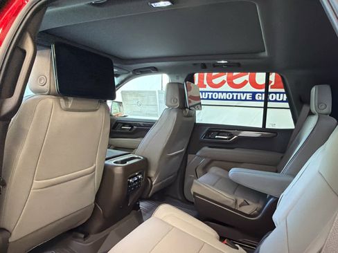 New 2026 GMC Yukon Elevation w/ Elevation Premium Package AWD/4WD image 23