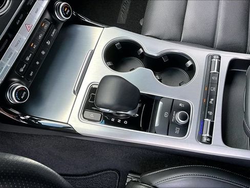 Used 2019 Kia Stinger GT2 AWD/4WD image 13
