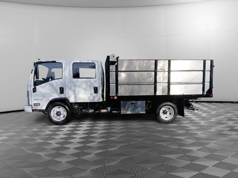 New 2025 Chevrolet Low Cab Forward RWD image 2