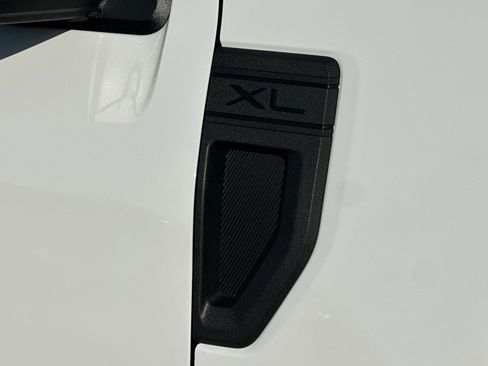 New 2026 Ford Maverick XL image 23