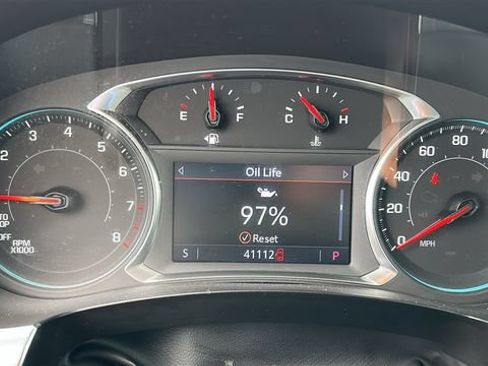 Used 2023 Chevrolet Traverse RS AWD/4WD image 16