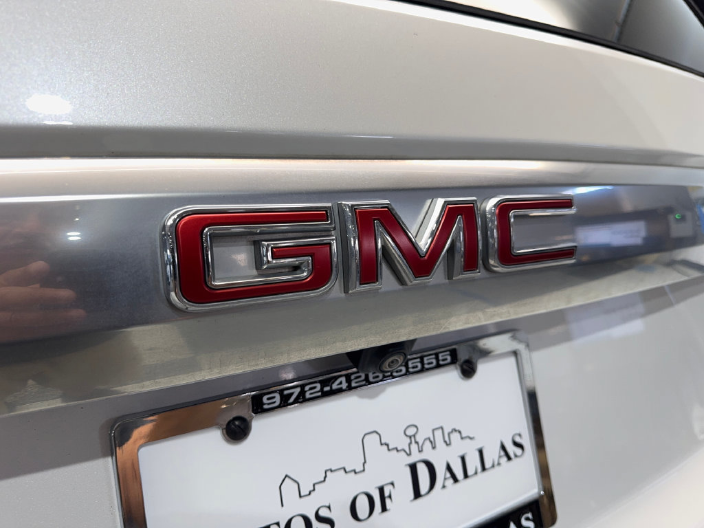 Used 2024 GMC Yukon Denali RWD image 23