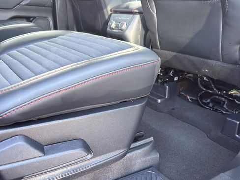 Certified 2025 Ford Explorer ST-Line w/ Premium Package AWD/4WD image 27