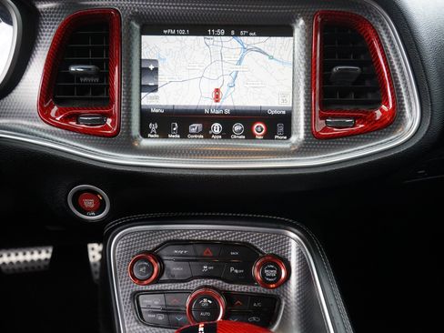 Used 2016 Dodge Challenger SRT Hellcat image 20