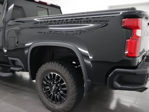 Used 2023 Chevrolet Silverado 2500 LTZ w/ LTZ Plus Package AWD/4WD image 33