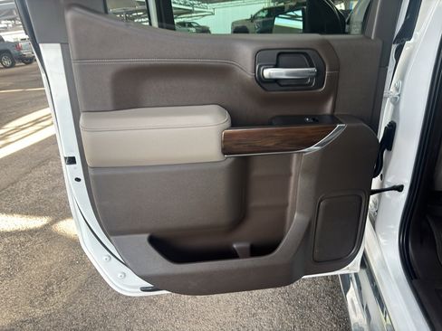 Used 2020 GMC Sierra 1500 SLT image 13