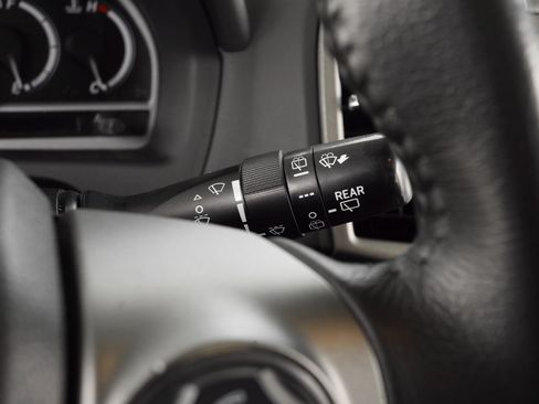 Used 2015 Toyota Venza Limited image 36