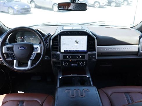 Used 2022 Ford F350 King Ranch w/ King Ranch Ultimate Package AWD/4WD image 18