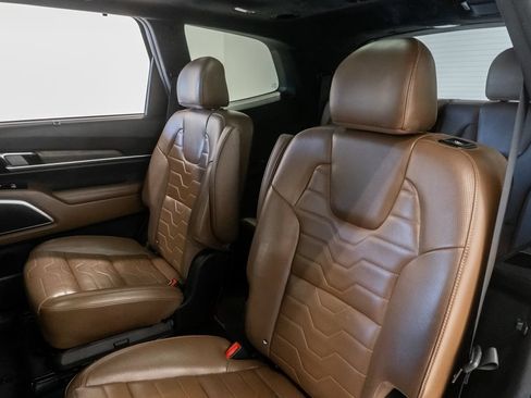 Used 2022 Kia Telluride SX w/ SX Prestige Package AWD/4WD image 29