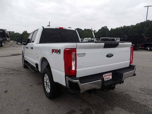 Used 2025 Ford F250 XLT w/ FX4 Off-Road Package AWD/4WD image 5