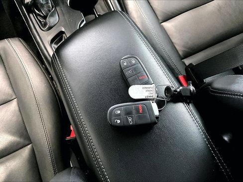 Used 2021 Dodge Durango SXT image 12