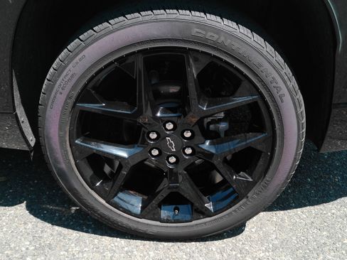Certified 2024 Chevrolet Traverse RS w/ LPO, Floor Liner Package AWD/4WD image 32