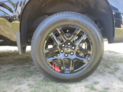 New 2026 Chevrolet Silverado 1500 RST w/ Redline Edition RWD image 5