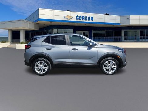Used 2023 Buick Encore GX Preferred w/ Cold Weather Comfort Package AWD/4WD image 7