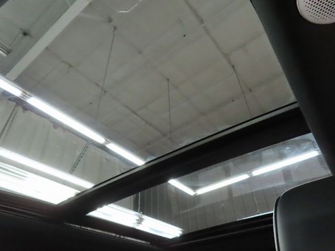 Used 2024 Ford F250 Platinum image 32