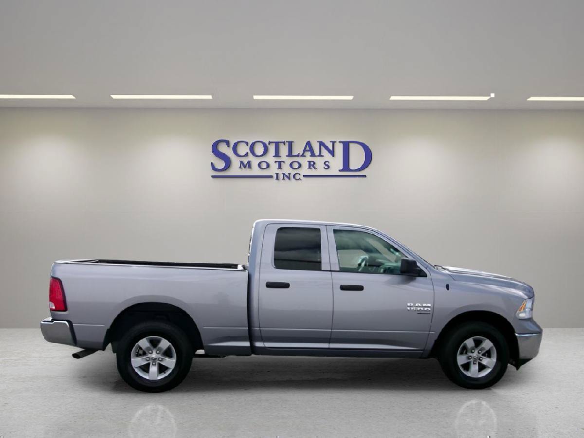 Used 2024 RAM 1500 Classic SLT AWD/4WD image 5