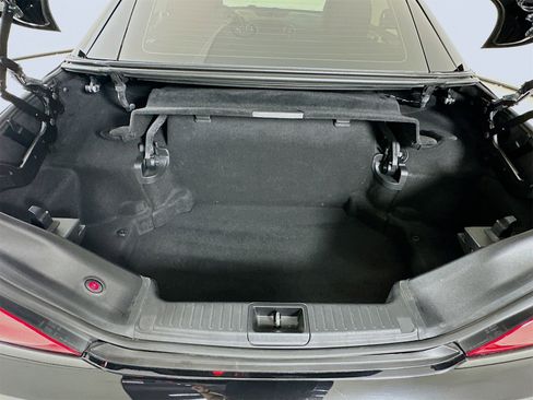 Used 2017 Mercedes-Benz SL 550 image 27