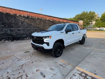 New 2026 Chevrolet Silverado 1500 LT Trail Boss w/ LPO, Dark Essentials Package