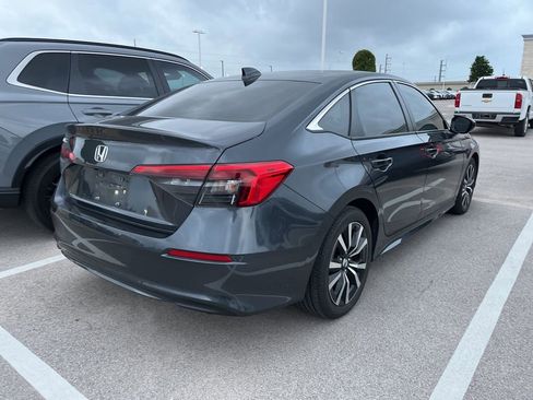 Certified 2024 Honda Civic EX image 3