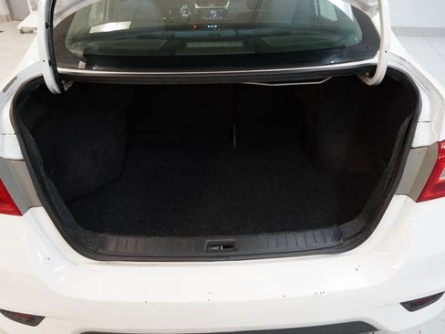 Used 2019 Nissan Sentra SV image 14