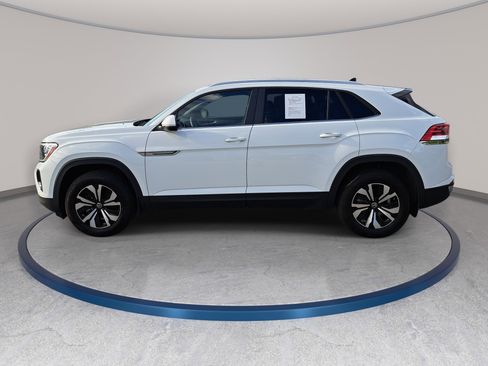 Used 2025 Volkswagen Atlas Cross Sport SE image 8