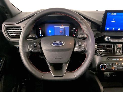Used 2025 Ford Escape ST-Line AWD/4WD image 6