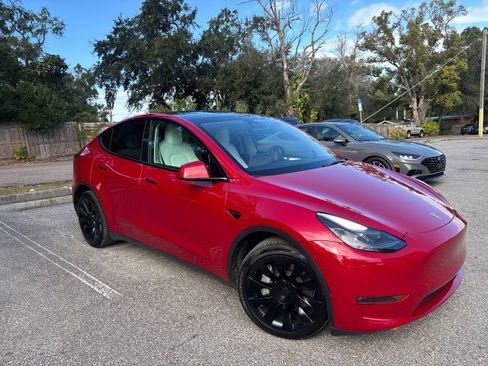 Used 2023 Tesla Model Y Long Range image 5